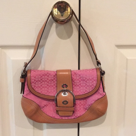 Coach Handbags - Coach purse